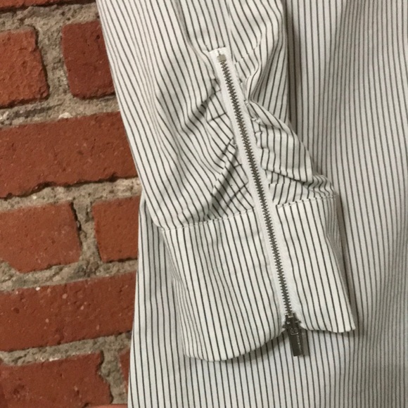 BCBGMAXAZRIA striped button down - Picture 1 of 2